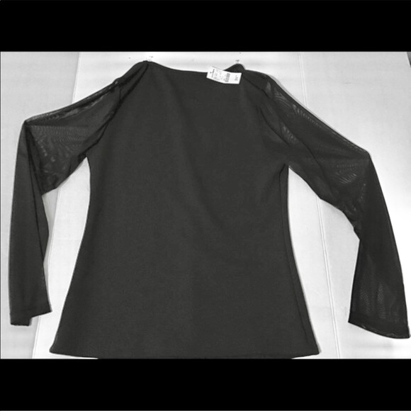 ❌SOLD❌ BRAND NEW BEAUTIFUL BLACK JOYCE LESLIE TOP - Picture 4 of 4
